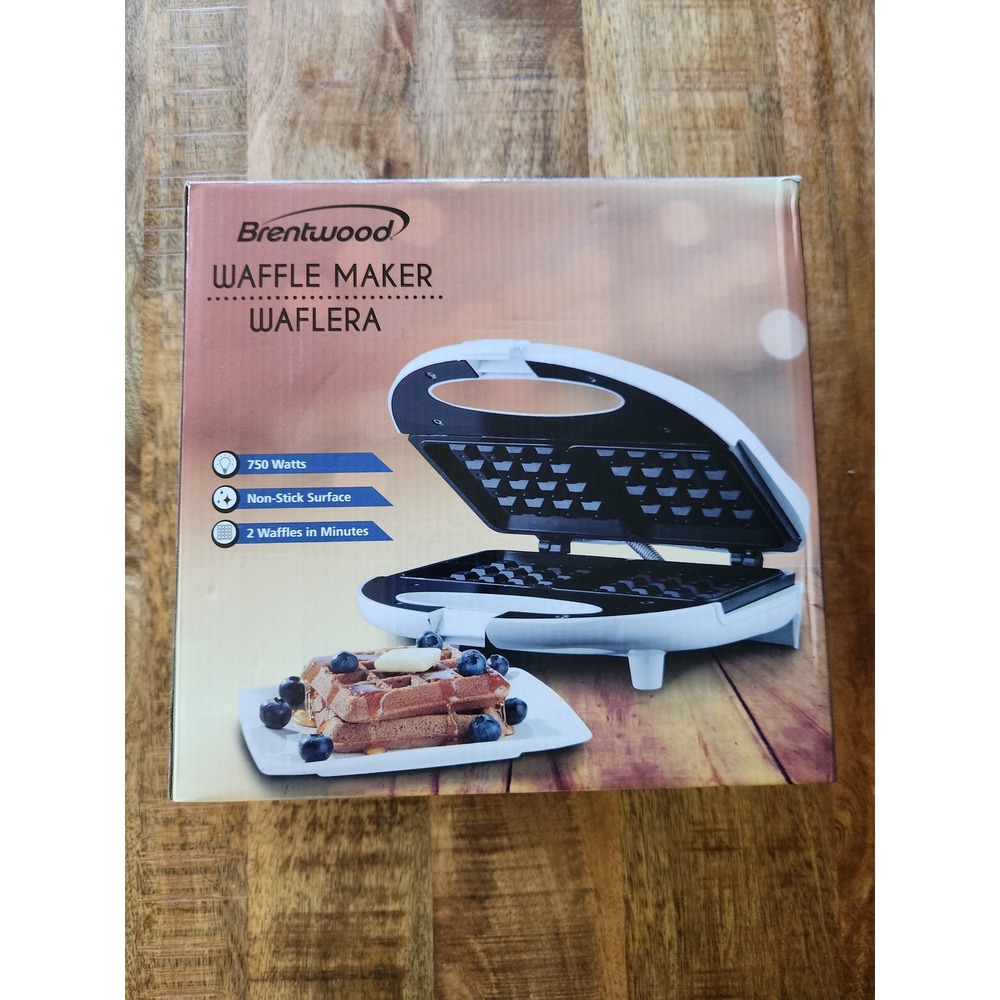 Brentwood Waffle Maker White